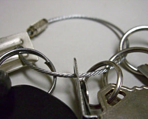 Wire cable Keyrings 6 pcs mixed colour